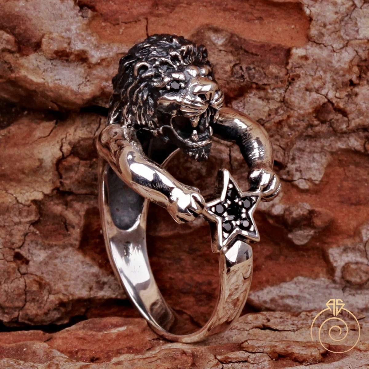 Mens lion hotsell ring