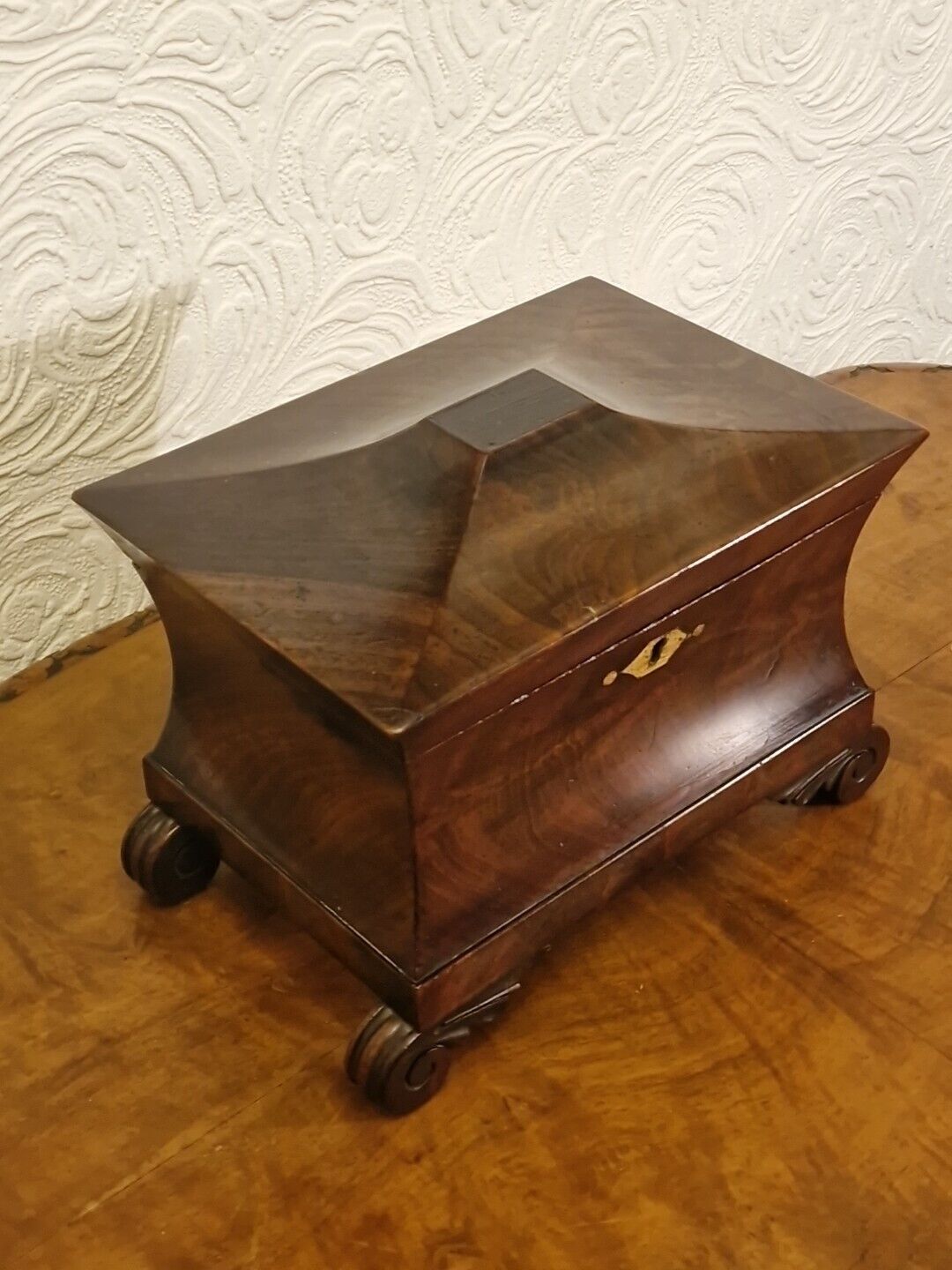 Picture 6 of 24