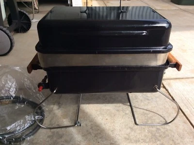 Weber Go Anywhere Gas q With Stainless Steel Riser Extention