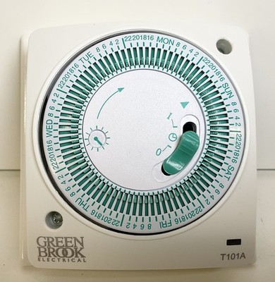 Greenbrook T101A-C Steckdose Box montiert mechanische Zeitschaltuhr 7 Tage