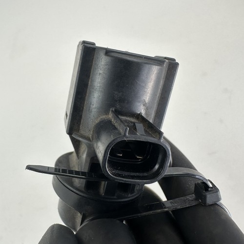 Kawasaki W800 EJ800 2013 2nd air second air valve 491160017 - Photo 2/6