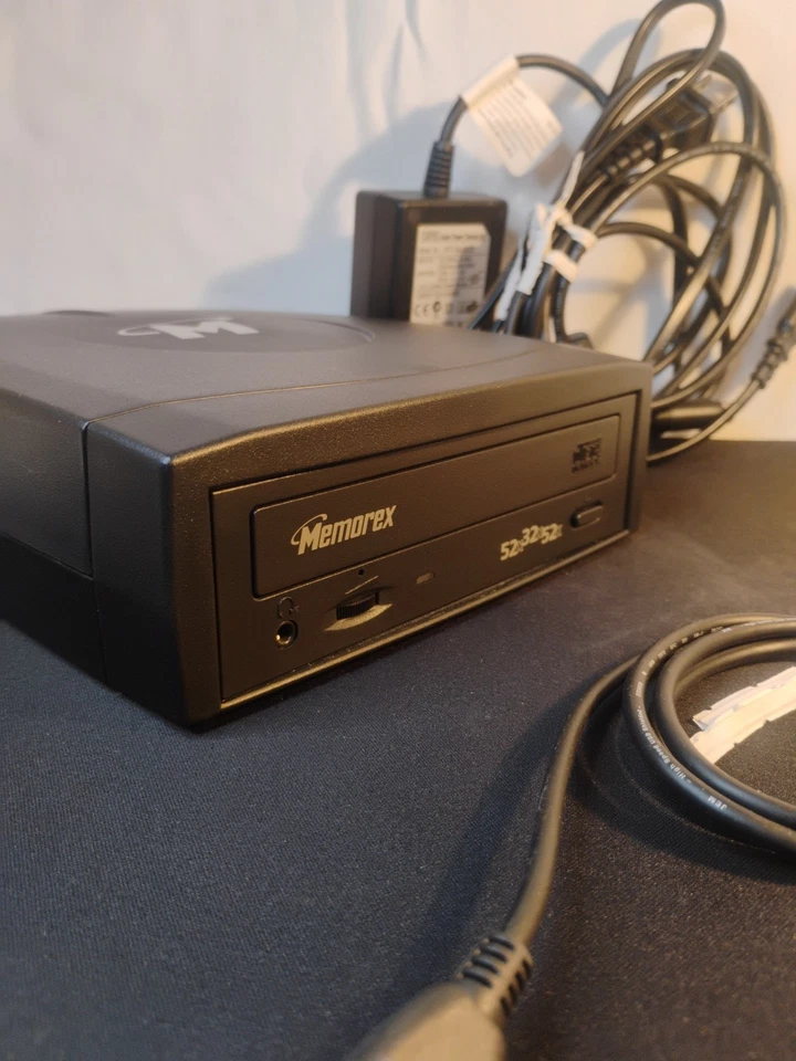 Memorex CD-RW Drive 52x CD-R 32x CD-RW 52x CD-ROM Model MRX523252AJEL Clean - Image 2 of 4