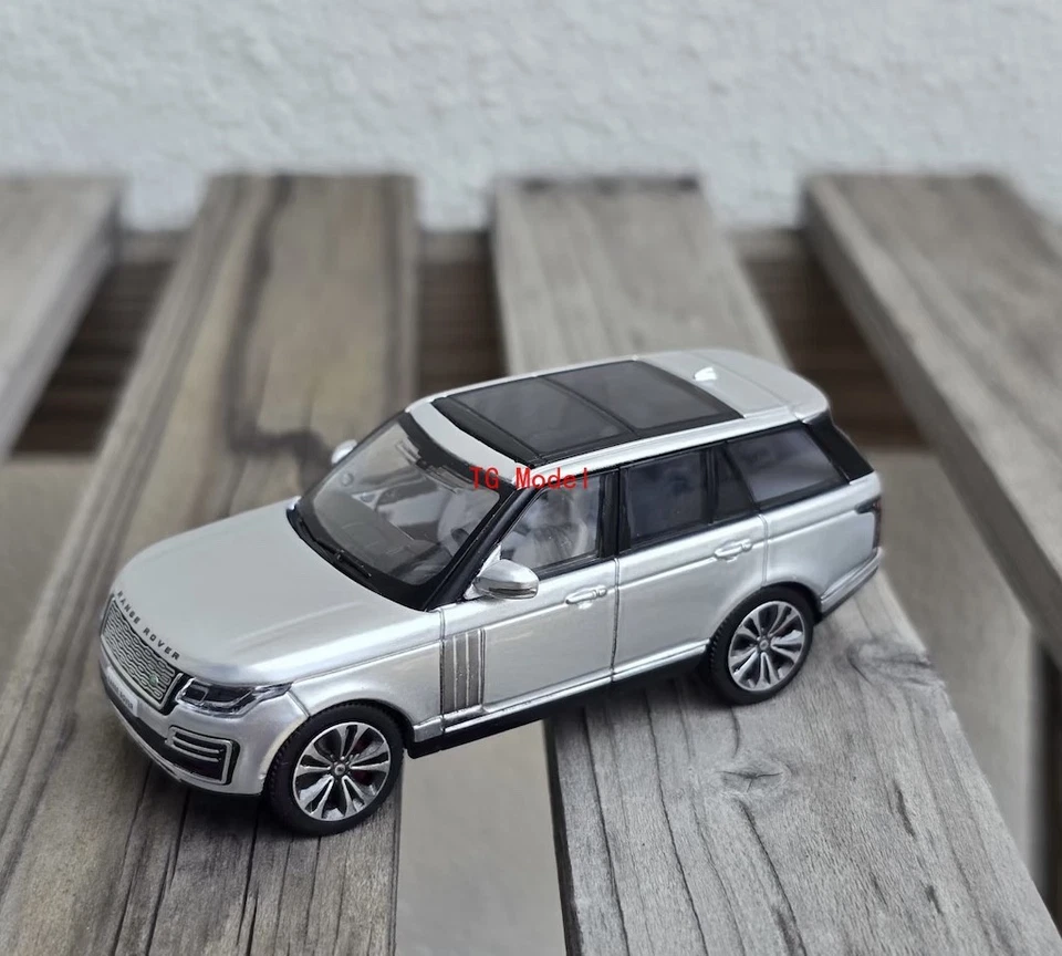 TG Masdi 1:64 2020 Silver Range Rover SUV ORV Sports Model Diecast Collect Car - Image 3 of 4