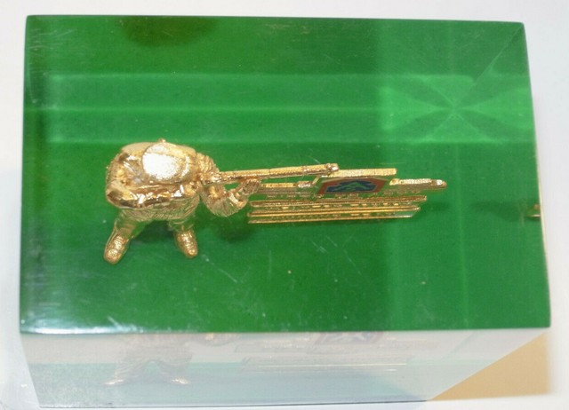 VTG 1961 FIFTH US ARMY INFANTRY TROPHY WINNING TEAM AWARD MEDAL SEALED 