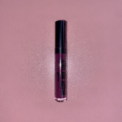 Brandneu in Verpackung Barry M Matte Me Up matter flüssiger Lippenstift, Farbton: verzieren