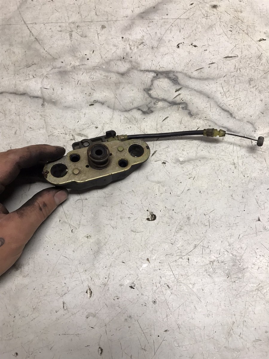93 Kawasaki ZX 11 1100 ZX11 ZX1100 D Ninja seat mount latch and