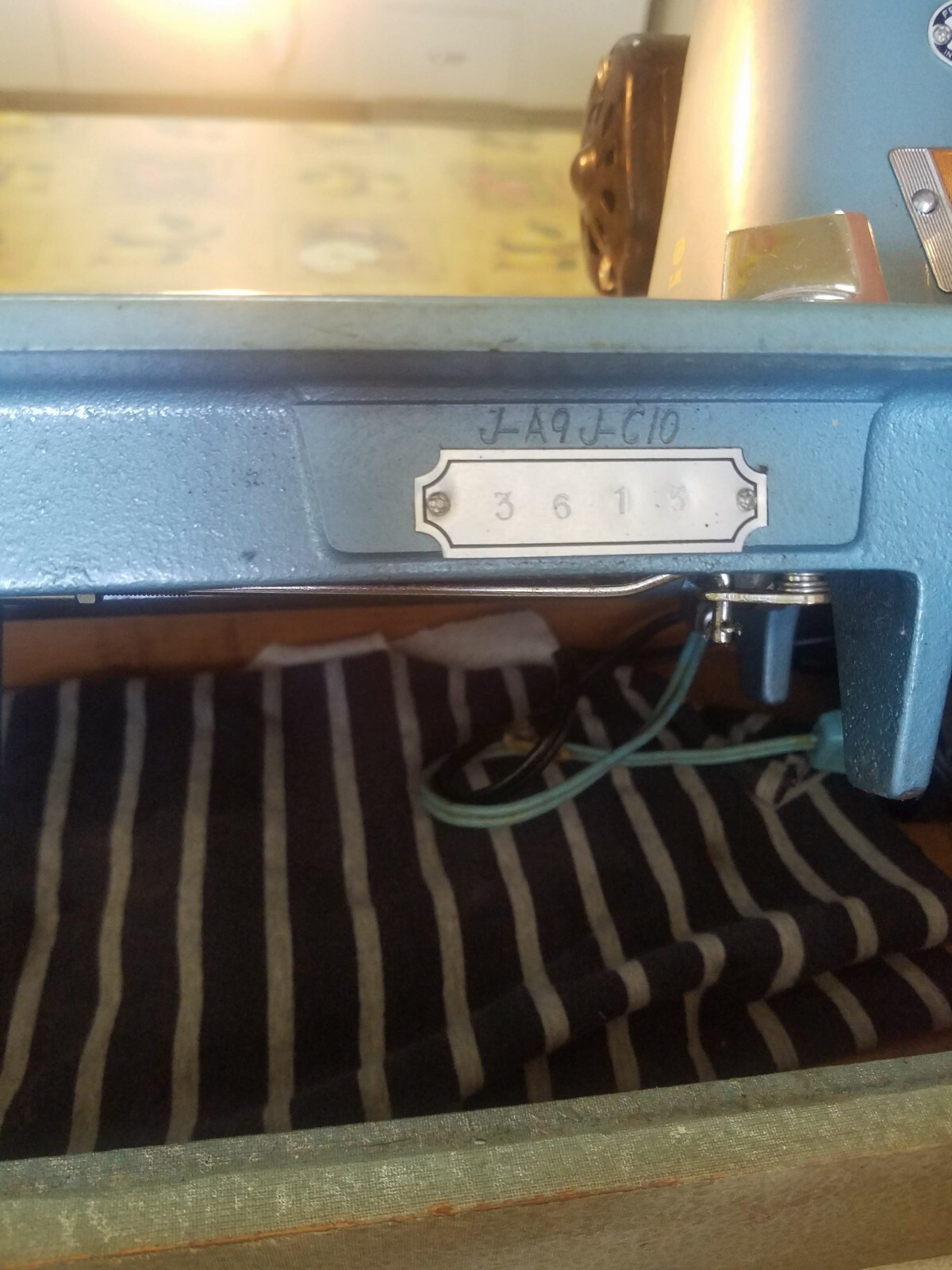 Vintage Remington Sewing Machine eBay