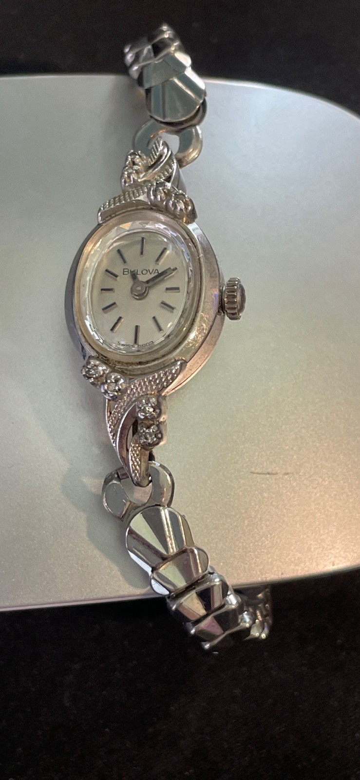 Vintage Bulova 6 Jewel Women's Watch with Inscription Working Condition