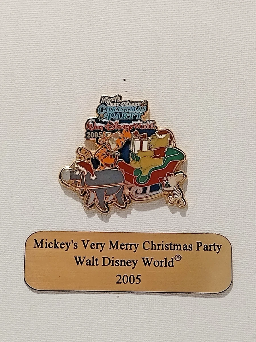 Winnie the Pooh Christmas Walt Disney World Patches & Pins (1968
