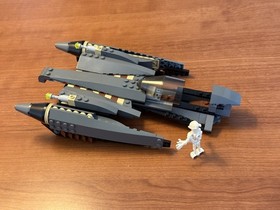 LEGO Star Wars: General Grievous Starfighter (7656) Incomplete With Box & manual