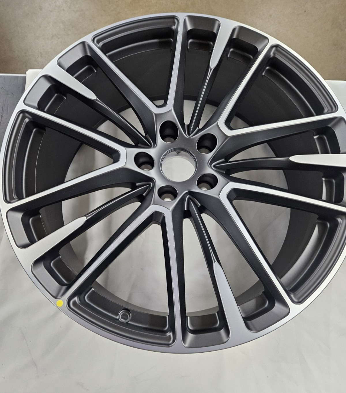 NEW Maserati Ghibli and Quattroporte Orione Front Wheel 21