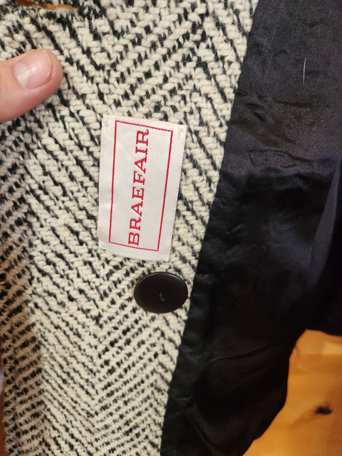 Braefair Wool Jacket - image 2