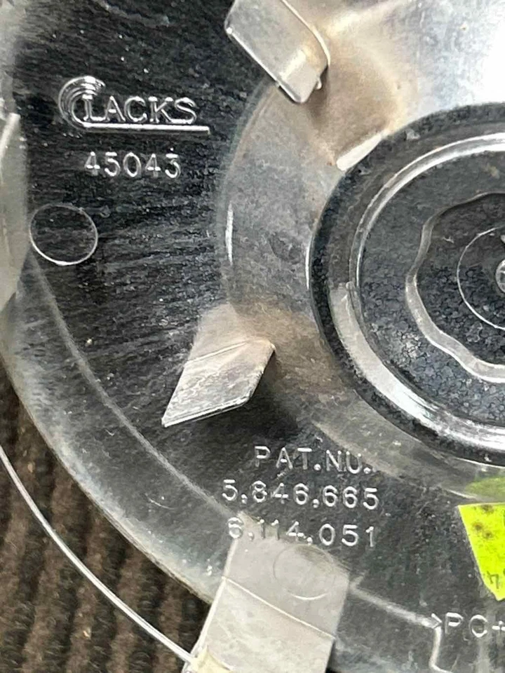 Fits 2005-06 Chrysler 300 Center Cap 17" OEM#:4895891aa Foto 4 de 4