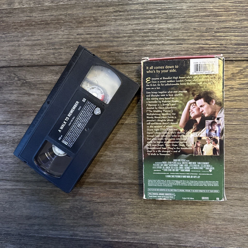 A Walk To Remember  2002 VHS Tape  Mandy Moore, Shane West PG Warner Brothers - Image 4 of 4