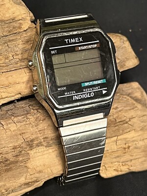 Timex Indiglo Silver Digital Wrist Watch CR2016 Cell WR 30M
