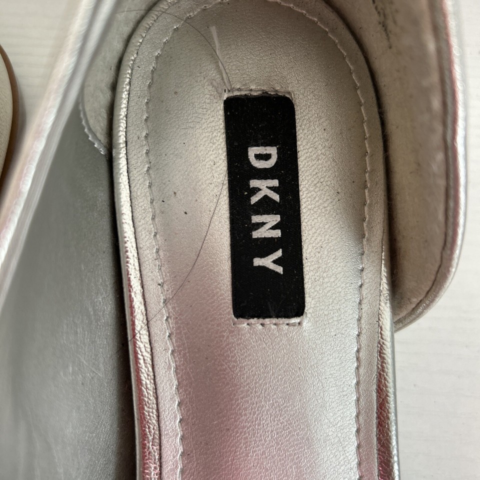 DKNY 9 Women’s Leather Silver Metallic Open toe Slip on Sandals 40