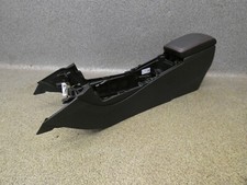 Mittelkonsole Armlehne A1766800800 50Tkm Mercedes W117 CLA 250 AMG 15.1823.068