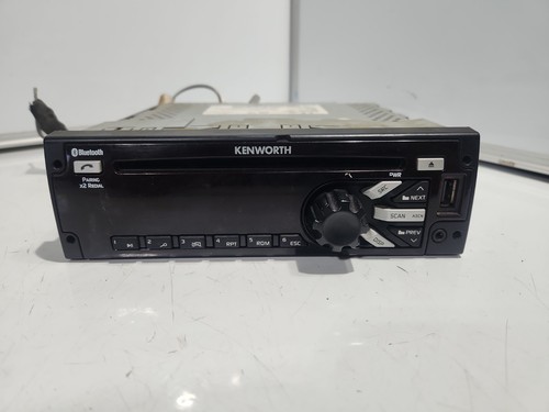 KENWORTH T680 OEM RADIO SXM CD PLAYER USB BLUETOOTH 24115422