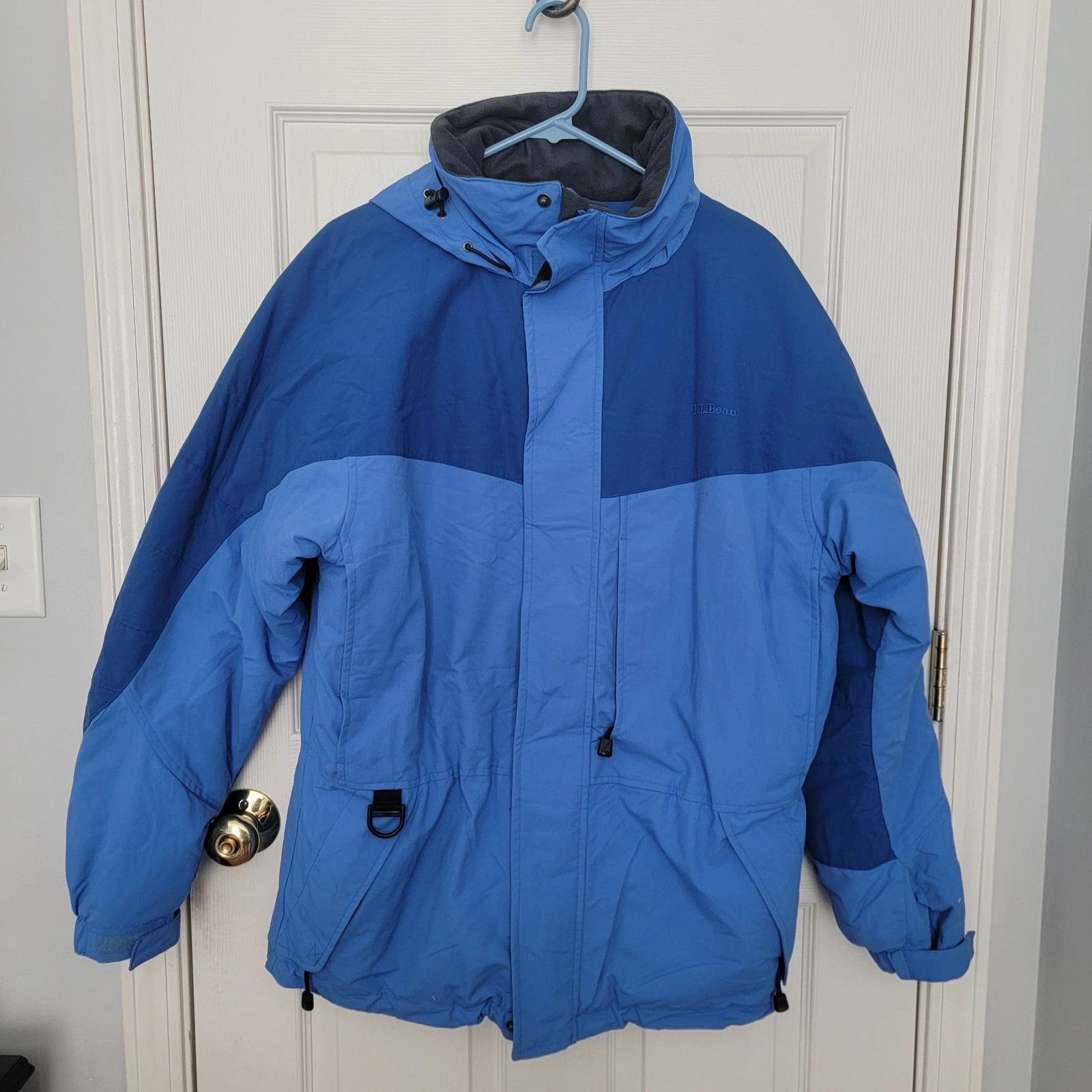 L.L Bean Mens Size Medium Outerwear Jacket Parka Blue Light Insulated 3M