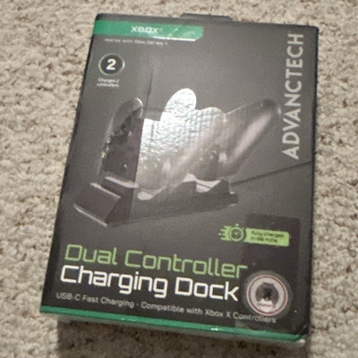 ADVANTECH Dual Controller Charging Dock USB-C w/ LED for Xbox Series X|S