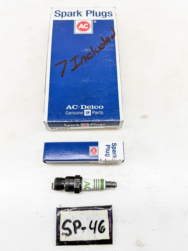 NOS AC DELCO R46T SPARK PLUGS 7 PCS 1970 - 1974 GM CHEVY 250 SIX 5613357 SP-46