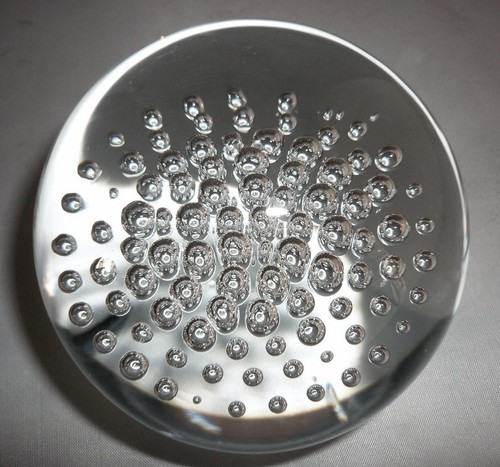 PRETTY UNUSUAL VINTAGE RETRO ART GLASS CLEAR BUBBLE PAPERWEIGHT - Picture 3 of 9