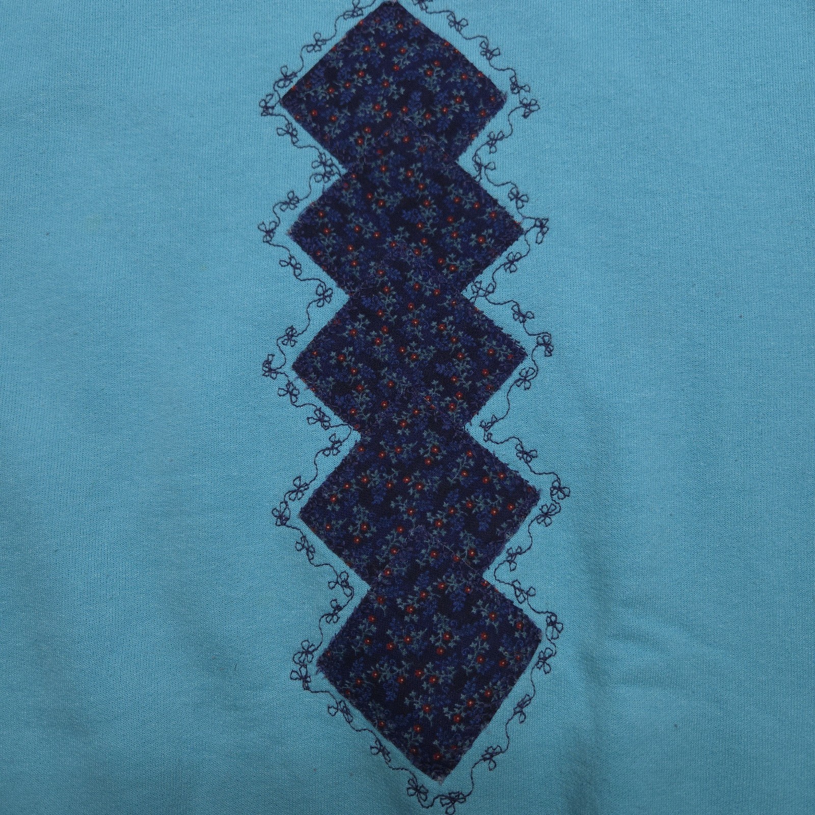VTG Jerzees Turquoise Patchwork Diamond Appliqué … - image 2