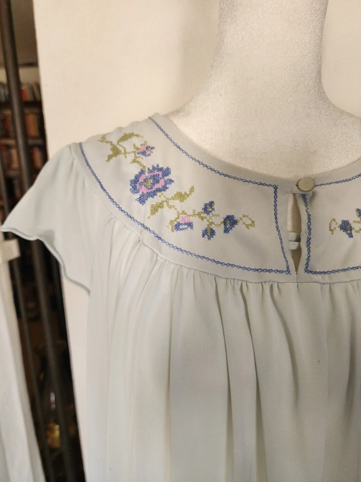 60's Gilead US Vintage Babydoll Nightgown Pastel Blue Nylon Lace Midi Size Med - Image 3 of 4