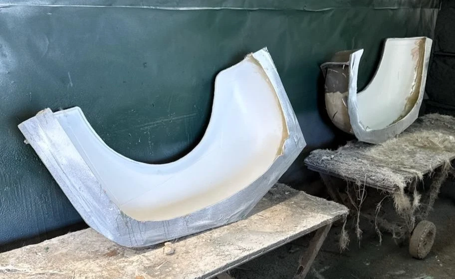 STUDEBAKER M5 TRUCK 1941 1942 1946 1947 1948  NEW FENDERS LEFT /RIGHT FIBERGLASS - Image 4 of 4