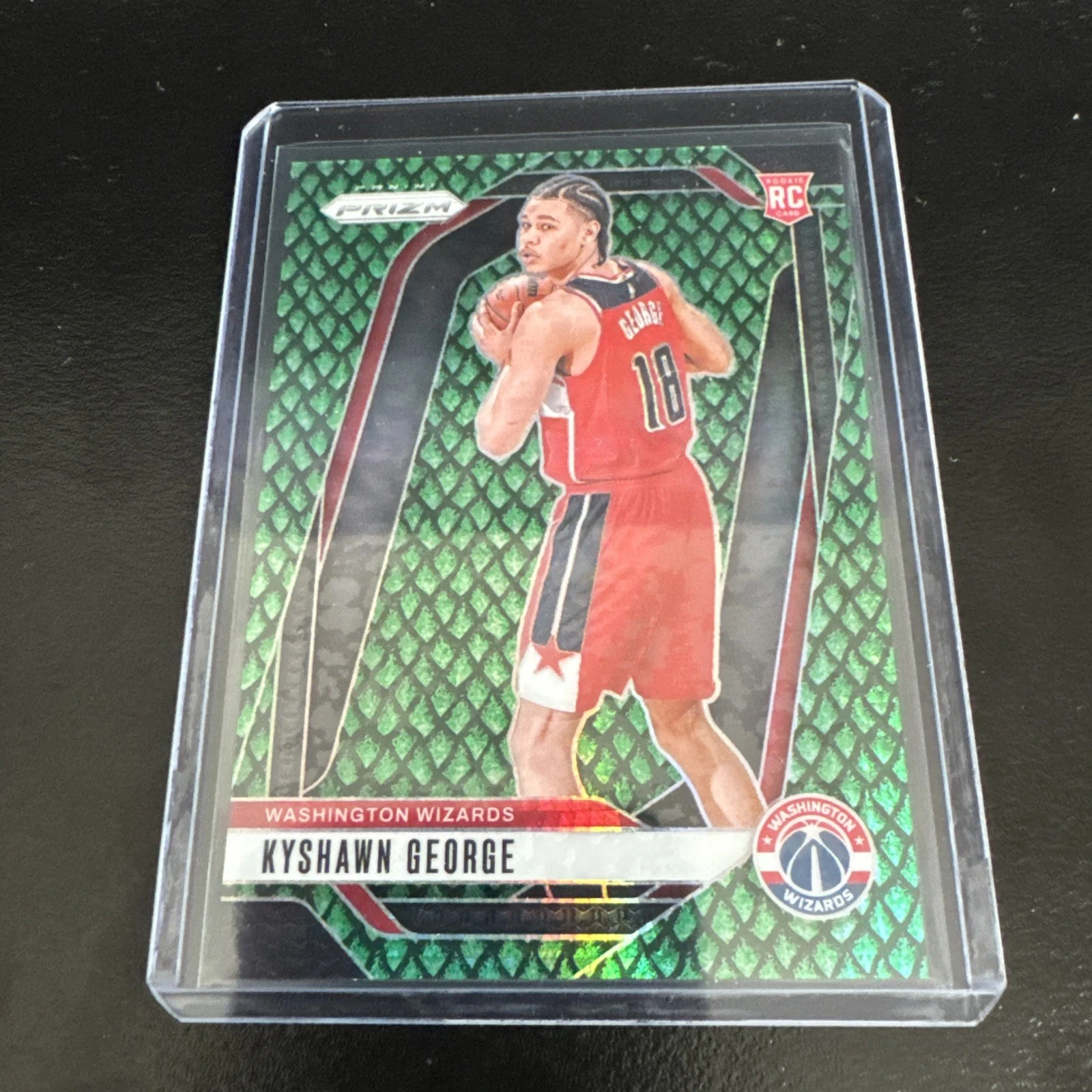 2024-24 Panini Prizm Kyshawn George Dragon /48 RC SSP #257 Wizards