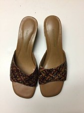 Naturalizer Ladies Slip On Shoes Size 6 1/2 Open Toe 1 1/2 In Heel Tan A206