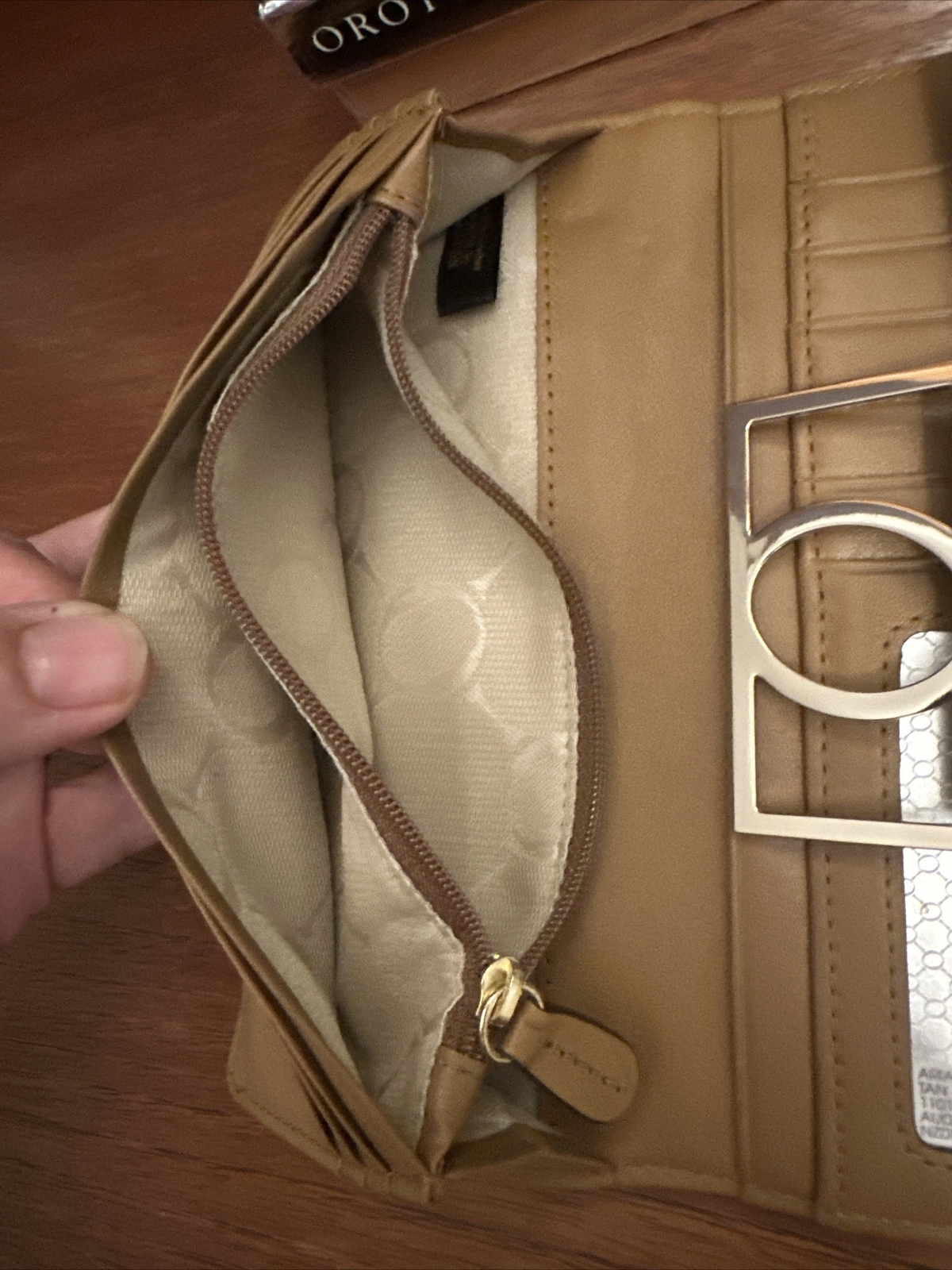 Oroton Tan Leather Slim Clutch Wallet With Turnlock EUC eBay