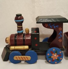 Vintage Train Wooden Locomotive Painted 3 Piece 14" Long Flowers Green
