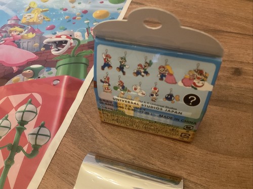 Official Nintendo World Charm Key Universal Studios Japan Bag Gift MARIO YOSHI - Picture 6 of 10