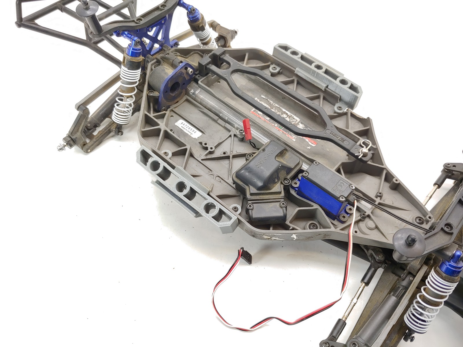 Traxxas Slash 4x4 1/10 Short Course Truck Roller Slider Chassis w/ Servo Used