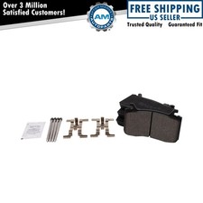 Front Brake Pads Ceramic For 2017 Alfa Romeo Giulia 2018 Stelvio