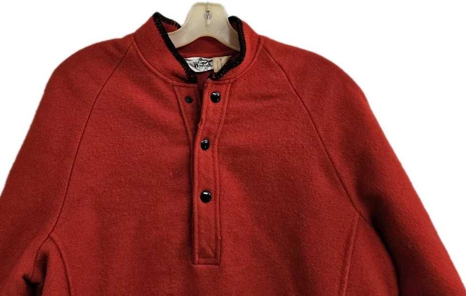 MENS VINTAGE WOOLRICH RED & BLACK BLANKET PULLOVER W/SNAPS HUDSON BAY MEDIUM - Image 2 of 4