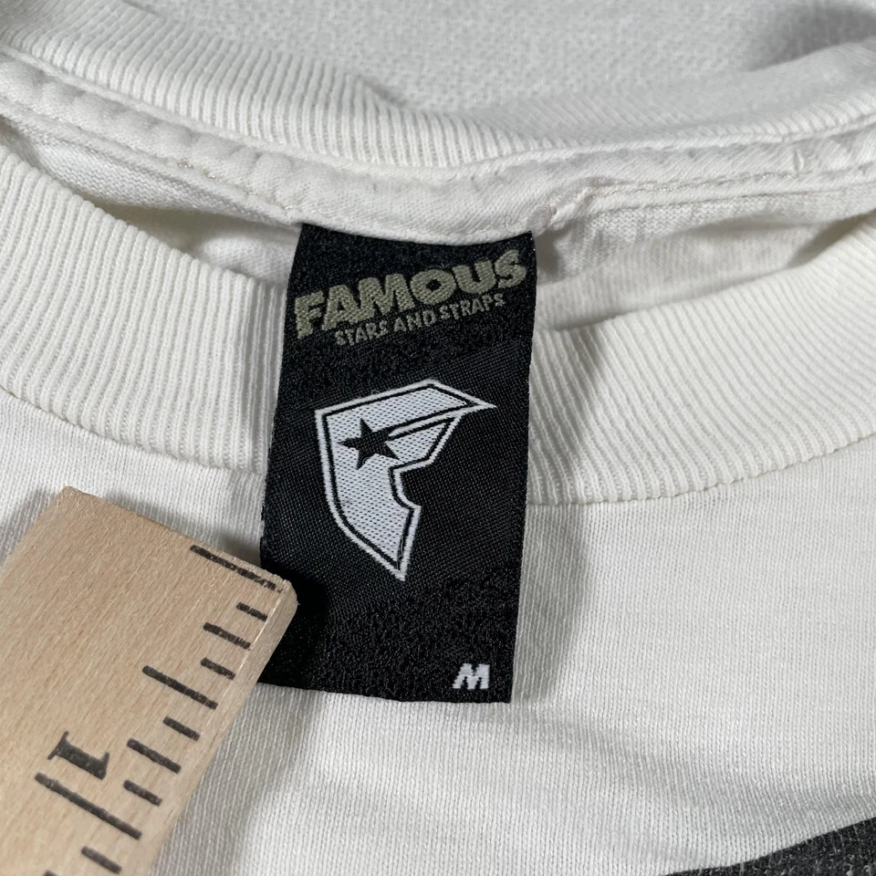 Винтажный знаменитые звезды и ремни рубашка мужская средний белый цветочный логотип коньков Y2K - Изображение 4 из 4