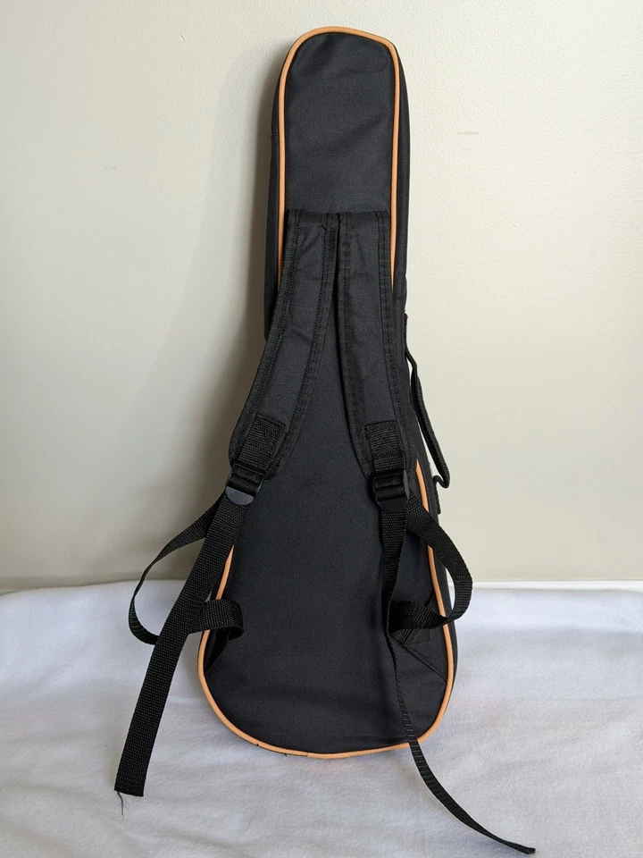 Donner Concert Ukelele 60c com estojo e livro de acordes - Imagem 3 de 4