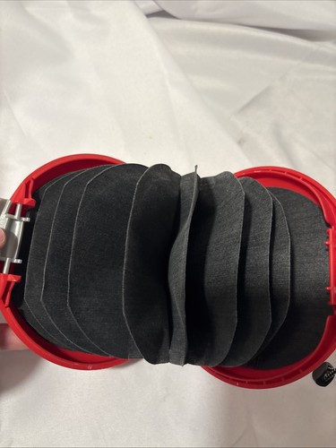 Discgear 20 CD/DVD/Blu-ray Disc Holder Carry Case Side A Side B (Red) - Picture 5 of 7