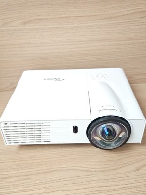 Optoma DAWSZUST WXGA Beamer Kurzbrennweite gebraucht ohne Kabel ungetestet