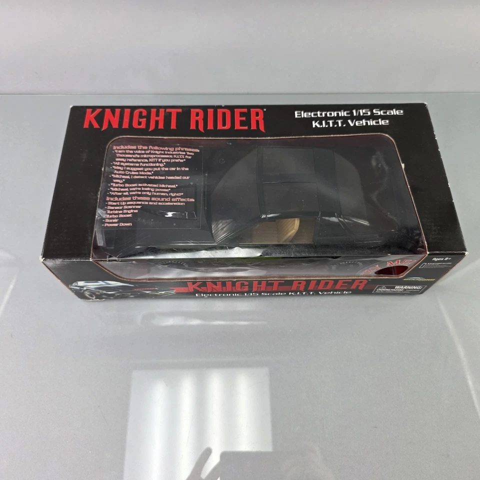 Knight Rider Electronic 1/15 Scale KITT Vehicle Car Diamond Select Toys SEALED - Image 2 of 4