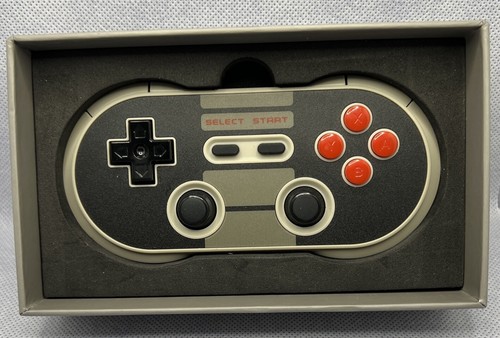 8BITDO NES30 Pro Bluetooth Controller - Picture 8 of 9