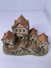 THE ALMS HOUSES David Winter Cottages © 1983 Very Early Piece