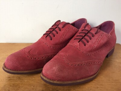 wingtip casual shoes