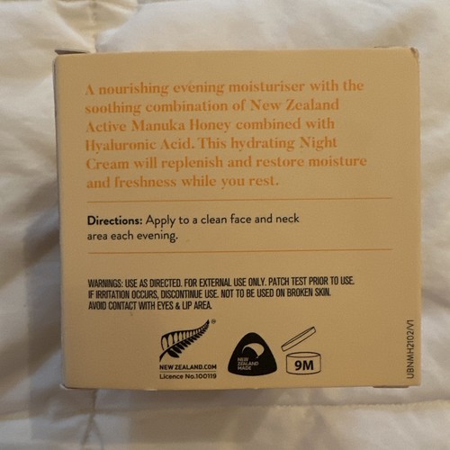 Lanocreme Active Manuka Honey Night Cream with Hyaluronic Acid 1.76 oz NIB - Picture 3 of 5