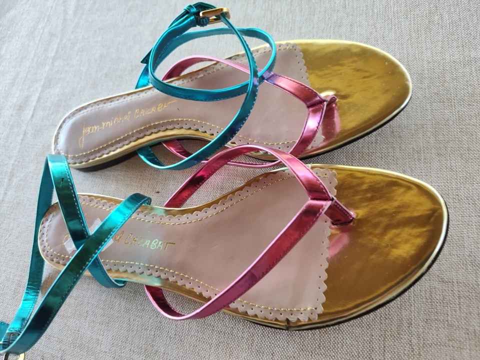 Sandalias de cuero Jean-Michel Cazabat 38,5 metalizadas rosa azul dorado  Foto 4 de 4