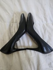 Tory Burch Black Heels Size 7m Round Toe