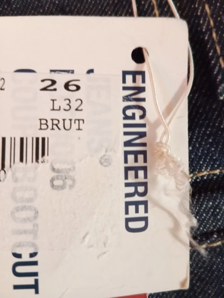 LEVI STAUSS ENGINEERED JEANS GIRLS BOOTCUT  W26 (36 FR) L32 neuf avec etiquettes - Photo 4/4