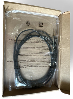 Amazon Basics 3.5mm Male to Male Stereo Audio AUX Cable - 4ft